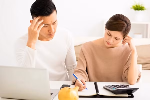 5 thang nghi huu som, chong quay lai cong viec vi mot cau noi