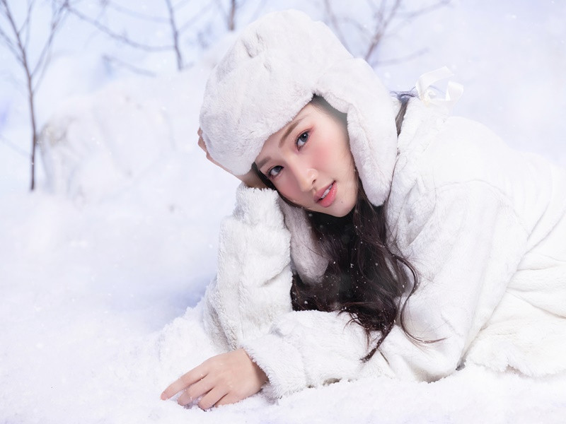 Nhan sắc của người đẹp khiến fan "đổ đứ đừ".