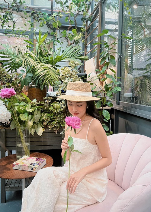 Nữ MC từng tham gia chương trình hẹn hò "Vì yêu mà đến" cách đây 4 năm.