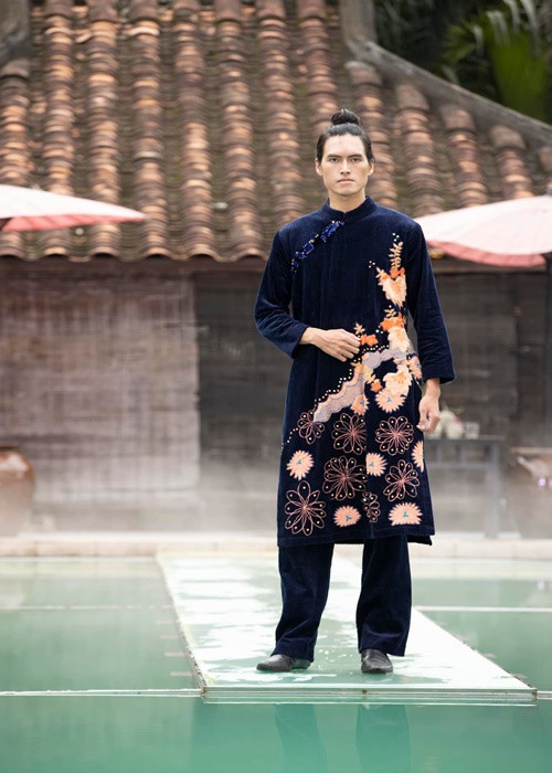 Khi tham gia cuộc thi Vietnam’s Next Top Model 2015, người mẫu Trần Hải Đăng cao 1m93.