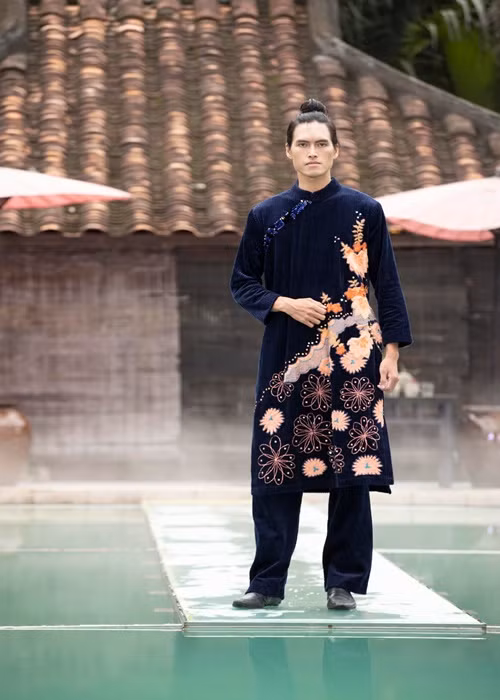 Khi tham gia cuộc thi Vietnam’s Next Top Model 2015, người mẫu Trần Hải Đăng cao 1m93.