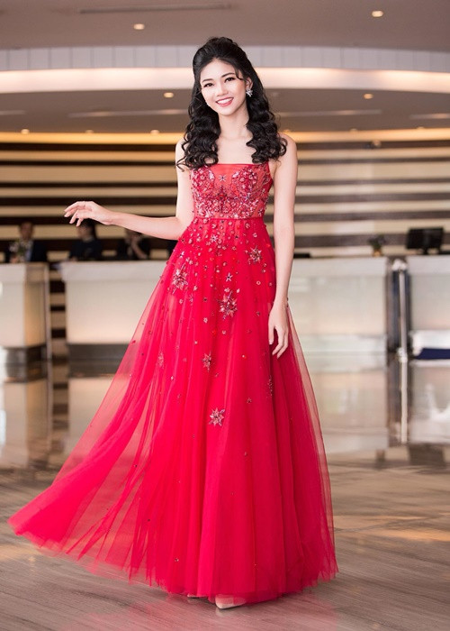 1m81 là chiều cao của Á hậu Ngô Thanh Thanh Tú.