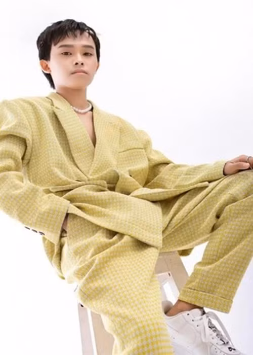 Cát-sê của Hồ Văn Cường tăng chóng mặt sau khi rời công ty quản lý cũ. Ảnh: Dân Việt