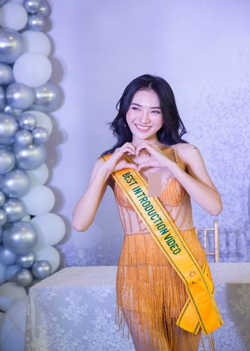 Trong chung kết, Tâm Như trượt top 20. Cô chỉ giành giải Best introduction video - Người đẹp có video giới thiệu hay nhất. Ảnh: FBNV