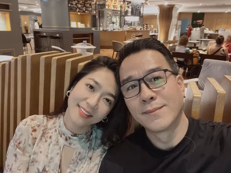 Hà Thanh Xuân lên xe hoa năm 2022. Ông xã của nữ ca sĩ là doanh nhân Thắng Ngô. Sau đám cưới, vợ chồng Hà Thanh Xuân không ngừng khoe hôn nhân hạnh phúc. Ảnh: FBNV