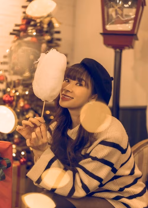 Bà xã của Quốc Khánh ngày càng đẹp mặn mà sau 3 lần sinh nở.