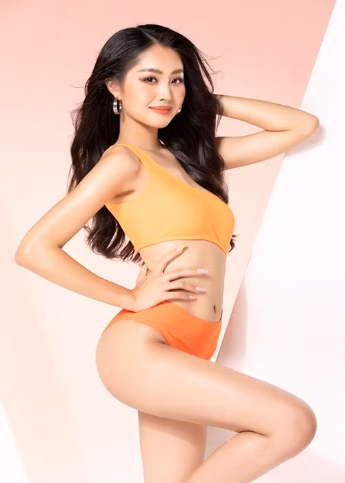  Hoa hậu Việt Nam 2022 đã đi được hơn nửa chặng đường, 35 thí sinh đang tích cực tập luyện cho những phần thi sắp tới.