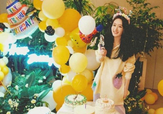 Trieu Le Dinh chap nhan gia xau de song that voi nhan vat-Hinh-3