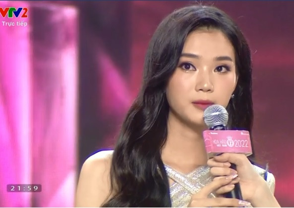 Huynh Thi Thanh Thuy dang quang Hoa hau Viet Nam 2022-Hinh-7