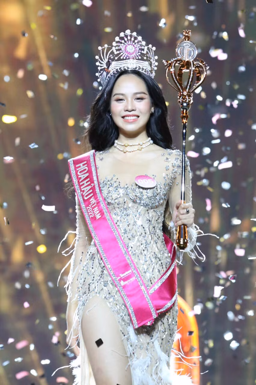 Huynh Thi Thanh Thuy dang quang Hoa hau Viet Nam 2022-Hinh-27