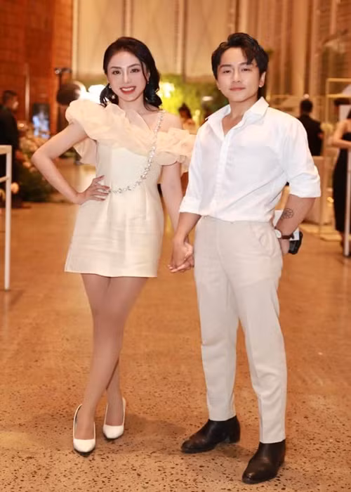 Miko Lan Trinh đang hạnh phúc bên bạn trai kém 5 tuổi - đạo diễn Kenji. Cả hai hiện tại gắn bó được 2 năm. Ảnh: FBNV