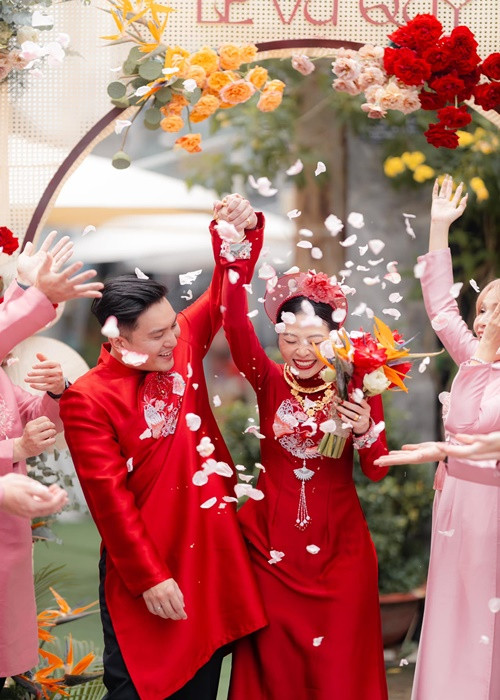 Liêu Hà Trinh và Anh Khoa đã đăng ký kết hôn vào tháng 5/2022.