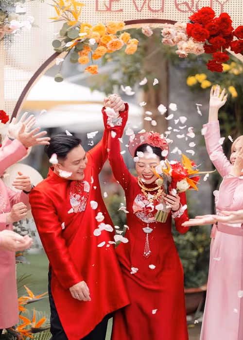 Liêu Hà Trinh và Anh Khoa đã đăng ký kết hôn vào tháng 5/2022.