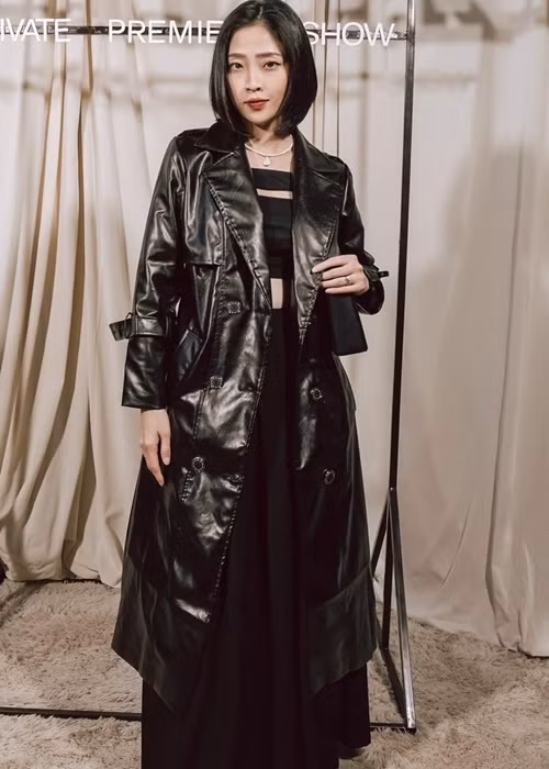 Liêu Hà Trinh không khỏi bỡ ngỡ khi lần đầu mang thai.