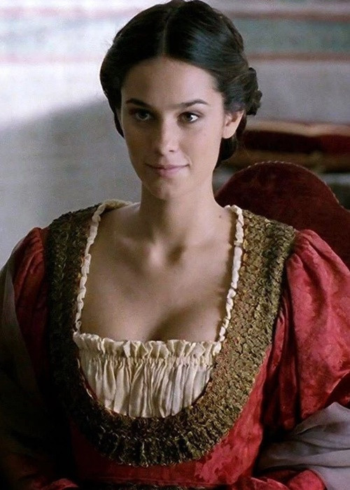 Khi hẹn hò bạn gái người Anh, Song Joong Ki cải thiện rõ rệt kỹ năng giao tiếp tiếng Anh. Ảnh: Vietnamnet