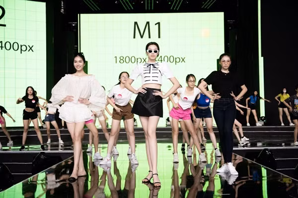 Huynh Thi Thanh Thuy dang quang Hoa hau Viet Nam 2022-Hinh-21