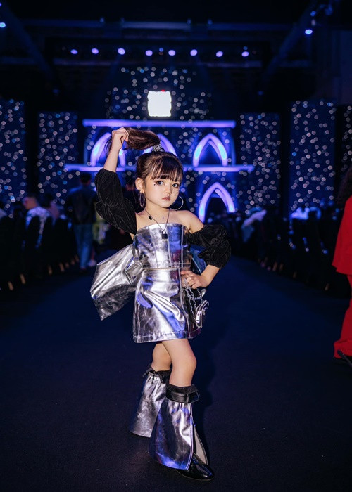 An Nhiên góp mặt trong rất nhiều show diễn lớn, nhỏ như: Vietnam Junior Fashion Week 10, Show Đôi Chân Biết Hát, show "Ngọn Nến ước mơ", số Tết 2020 của VTV, Tuần lễ di sản văn hoá Việt Nam 2019.