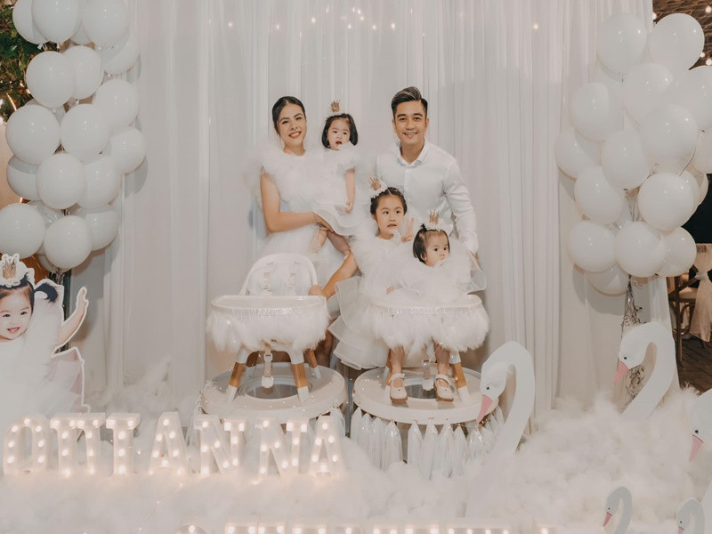 Cặp song sinh nhà Vân Trang đón sinh nhật đầu tiên cách đây không lâu.