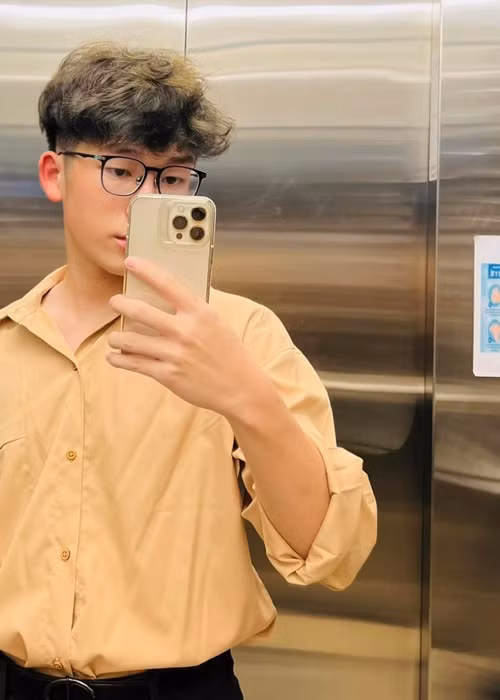 Năm 2021, em trai của Huyền My được tuyển thẳng vào trường ĐH Ngoại thương và theo học ngành Quản trị Marketing.