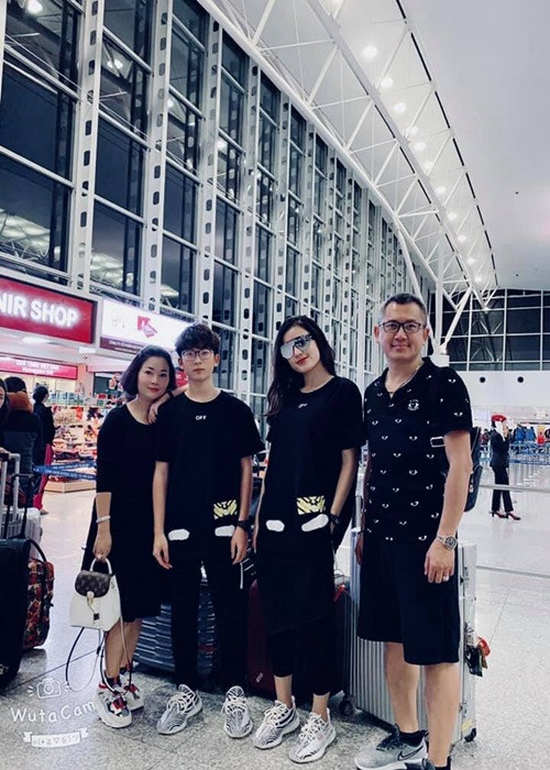 Theo lời Huyền My, ngày bé, Việt Anh mơ ước trở thành một nhà khảo cổ, nghiên cứu về khủng long.