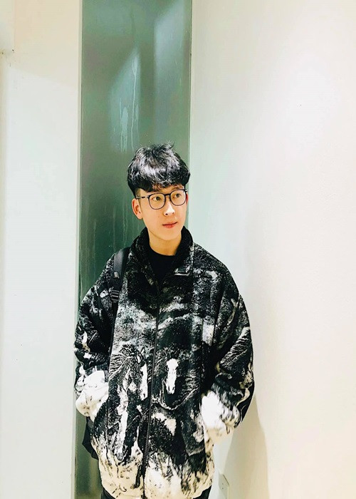 Dù Việt Anh đã 20 tuổi nhưng đối với Huyền My và gia đình, cậu bạn vẫn mãi bé nhỏ, sẽ luôn được cả nhà yêu thương.