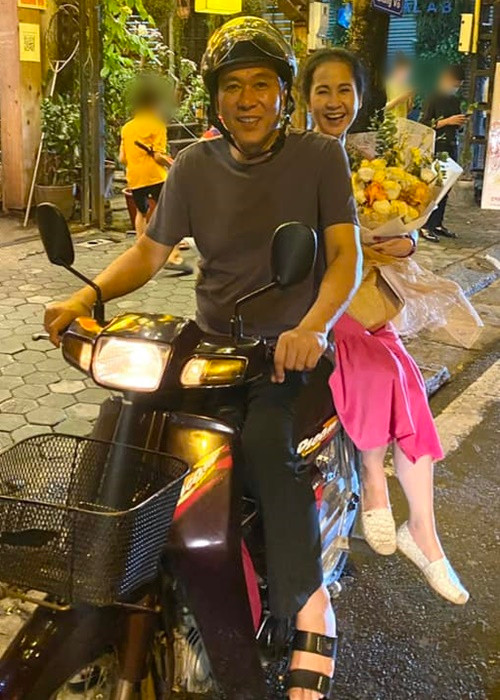 Vợ chồng nghệ sĩ Đỗ Kỷ có hai người con trai đều đã lập gia đình.