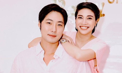 Pha Le he lo chua ly hon, to nguoi tinh cua chong khieu khich