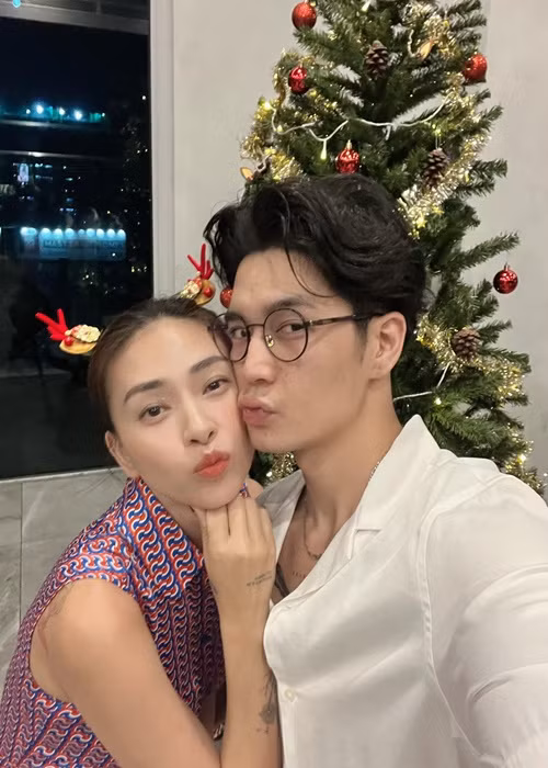 Người hâm mộ mong cặp đôi sớm đón tin vui. Ảnh: FBNV