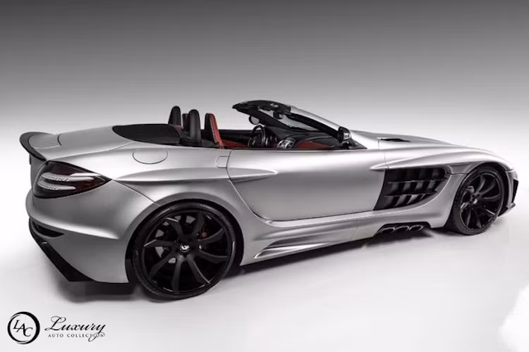 Sau gần 10 năm, chiếc SLR McLaren Roadster độ "full bài" FAB Design này hiện vẫn đang được rao bán trên eBay với giá lên tới 398.500 USD (tương đương 9 tỷ đồng). Mức giá này đã chứng minh được sức hấp dẫn của chiếc xe theo thời gian.