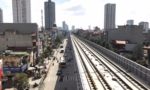 Phat hien ri set o duong sat tren cao Cat Linh - Ha Dong