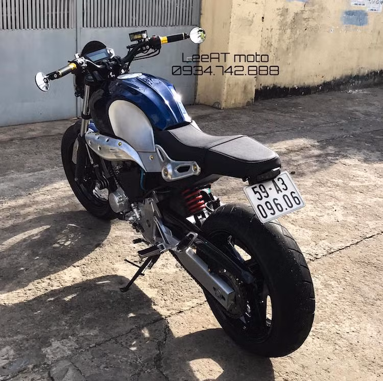 Sau khi hoàn thành, chiếc Honda Hornet 250 cũ đã có kiểu dáng giống tới 95% so với chiếc xe BMW R nine T thật, với sự khác biệt chỉ nằm ở động cơ, cặp bánh, hệ truyền động và một số chi tiết nhỏ khác.