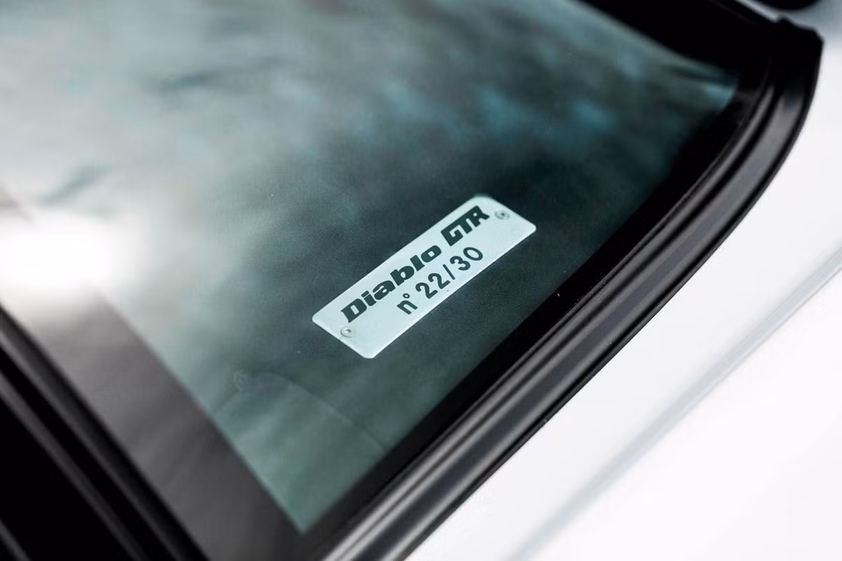 Chiếc Diablo GTR trong bài viết này có số thứ tự 22, hiện đang được rao bán ở Đan Mạch. Giá bán của xe sẽ chỉ được tiết lộ cho những khách hàng liên lạc trực tiếp với showroom, tuy nhiên chắc chắn nó sẽ đắt hơn con số 310.000 USD khi Diablo GTR còn đang được hãng siêu xe Lamborghini bán ra vào năm 2000.