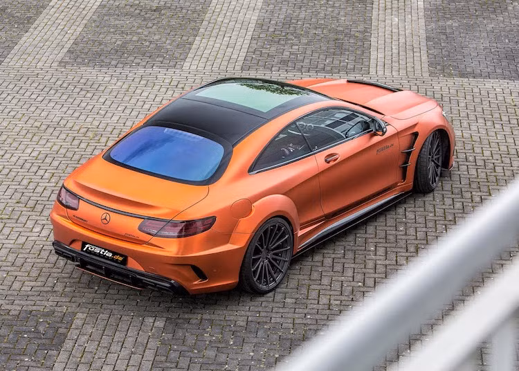 Sau khi độ lại, chiếc S63 AMG Coupe của Fostla đã mạnh ngang siêu xe Aventador S mới nhất từ Lamborghini, trong khi có mô-men xoắn cực đại lớn hơn nhiều. Với động cơ mạnh mẽ hơn, chiếc xe có thể tăng tốc từ 0-100 km/h chỉ trong 3,5 giây - không tệ với một chiếc coupe có trọng lượng ướt lên tới 2,5 tấn.