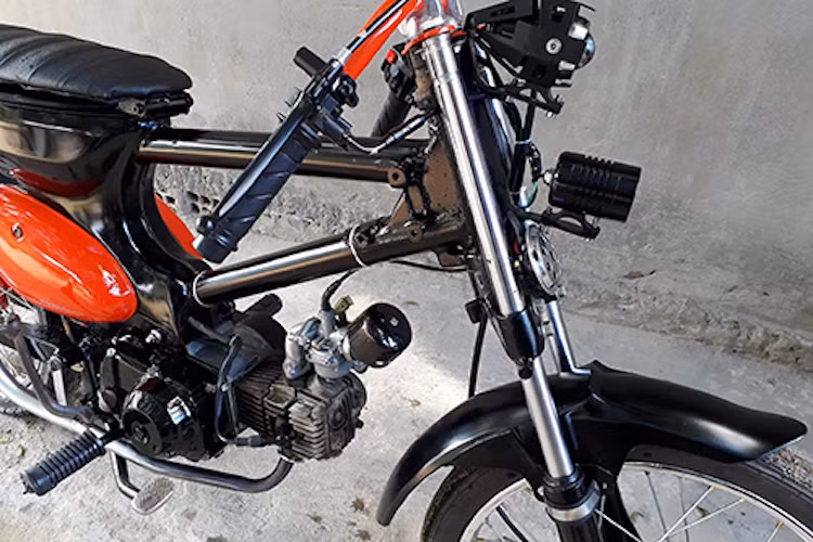 Giảm xóc trước nối dài.