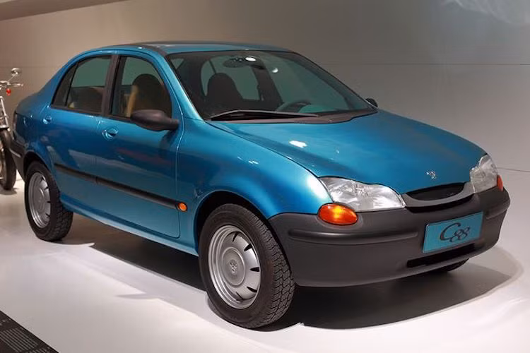 Với trọng lượng chỉ 980 kg và chiều dài 4m, C88 sẽ nằm ở phân khúc sedan hạng B nếu được thương mại hóa. Xe được trang bị động cơ 4 xi-lanh thẳng hàng 1100 cc với công suất chỉ 65 mã lực, kết hợp với hộp số sàn 5 cấp. Nó mất tới 16 giây để đạt 0-100 km/h và đạt tốc độ tối đa 165 km/h. Mức tiêu thụ nhiên liệu của C88 chỉ đạt trung bình 5,8 lít/100 km/