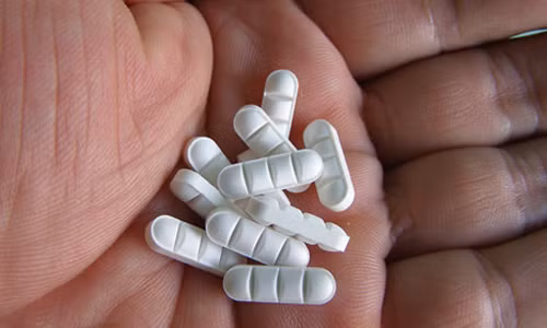 Phat nhieu nha thuoc ban thuoc het han su dung