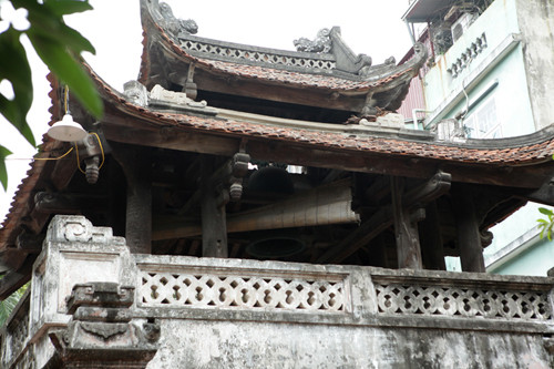 Nhà chùa cho biết, cứ đêm giao thừa, nhà chùa lại lên đáng 3 hồi 9 tiếng, báo hiệu thời khắc tiễn năm cũ đón năm mới.