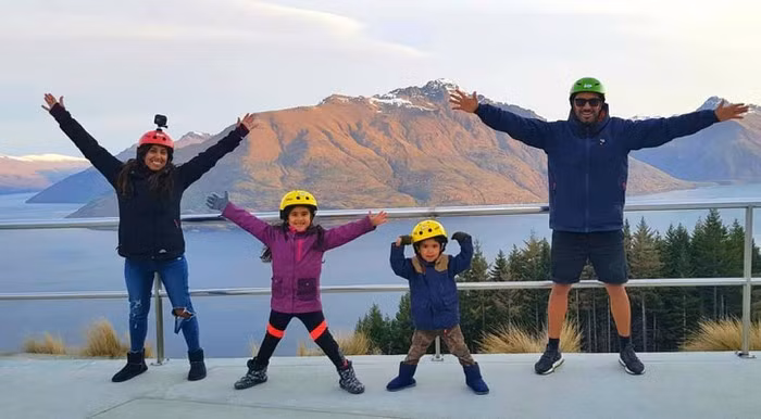 Chan nan voi cuoc song, cap vo chong ban het do dac de di du lich