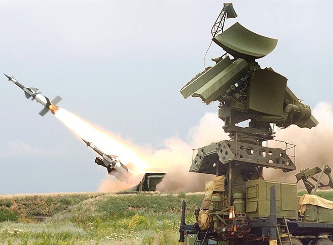 Mặc dù không có khả năng bay thấp bám biển hay thực hiện đường bay phức tạp để đánh lừa hệ thống phòng không đối phương, nhưng vận tốc cực cao lên tới Mach 3,5 của đạn V-600 vẫn khiến nó rất khó bị đánh chặn.