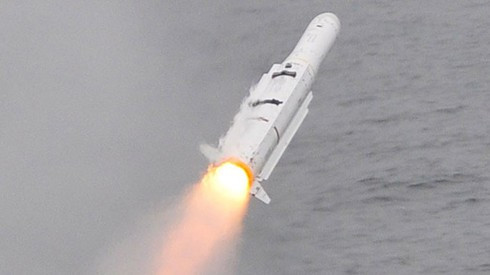 Nếu được lãnh đạo Hải quân Mỹ đồng ý, NSM sẽ kết hợp với tên lửa chống hạm hạng nặng tầm xa của Hãng Lockheed trở thành cặp tên lửa chống hạm chủ lực của các tàu hải quân Mỹ trong tương lai.