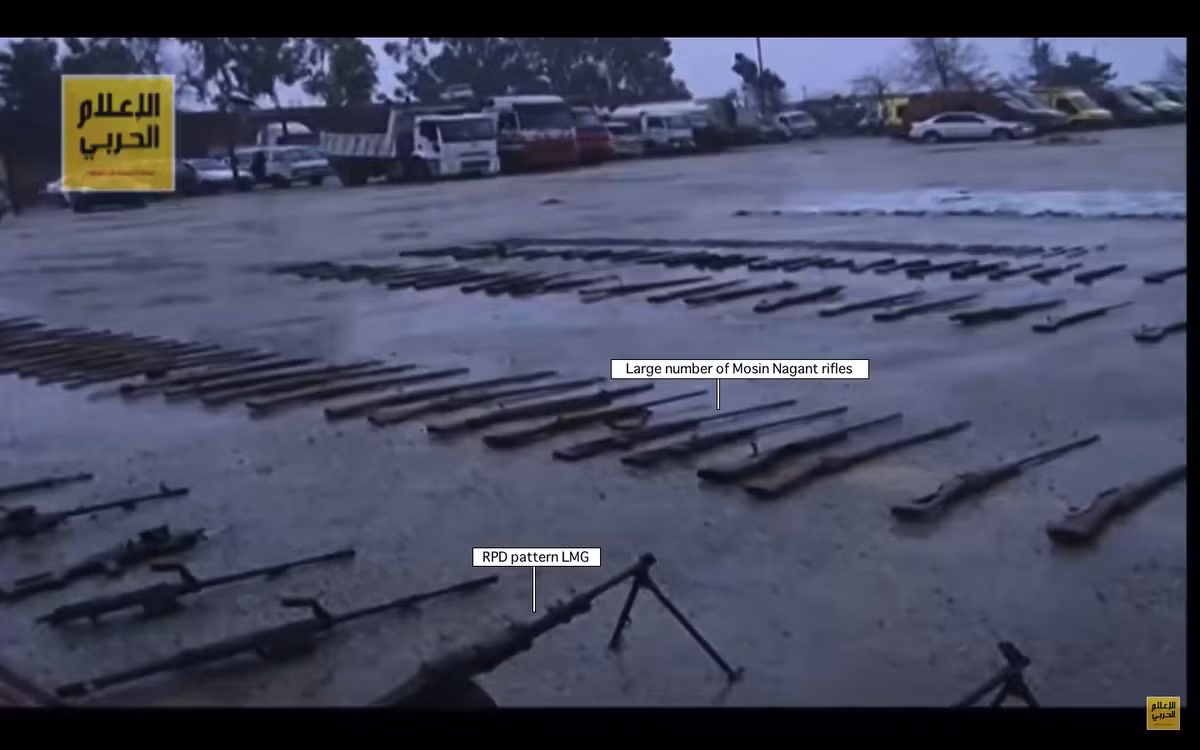 Súng chống tăng SPG-9 cùng tháp pháo tháo rời từ xe chiến đấu bộ binh BMP-1 với nòng pháo 2A28 Grom dùng đạn chung với SPG-9; súng chống tăng M79 Osa, RPG-7, RPG-2 cùng đạn và súng phun lửa RPO-A Shmel. Nguồn ảnh: Syria-L