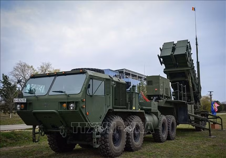 Những số liệu được công bố vẫn tồn tại "độ vênh" nhất định, một số nguồn tin khẳng định Romania hiện có tới 4 khẩu đội Patriot trong tay, nhưng chỉ 1 tổ hợp được triển khai làm nhiệm vụ chiến đấu, còn lại vẫn ở trong tình trạng bảo quản, hay dùng để huấn luyện binh sĩ.