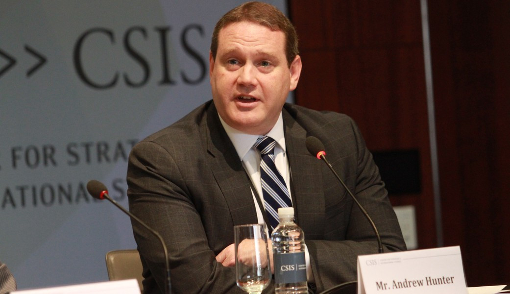 Trợ lý Bộ trưởng Không quân Mỹ Andrew Hunter cho biết hồi đầu tháng rằng, chương trình bay thử nghiệm của B-21 đang "tiến triển tốt" và đúng tiến độ để đáp ứng mốc thời gian bàn giao dự kiến.