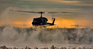 Trong một sự cố khác vào năm 2009, một chiếc Bell 212 do Cougar Helicopters vận hành đã bị rơi ngoài khơi bờ biển tỉnh Newfoundland (Canada) cướp đi sinh mạng của 17 trong số 18 người trên máy bay.