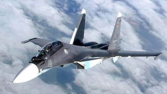 Một khía cạnh quan trọng khác là lợi thế chiến lược mà nó mang lại. Su-30SM2 được trang bị R-37M, có thể tấn công hiệu quả các mục tiêu trên không có giá trị cao như máy bay cảnh báo trên không, máy bay tiếp dầu và các máy bay hỗ trợ khác thường hoạt động ở khoảng cách xa và được bảo vệ tốt. Khả năng này phá hủy cơ sở hạ tầng chỉ huy và kiểm soát của đối phương, có khả năng làm thay đổi động lực của các trận không chiến và các hoạt động quân sự rộng lớn hơn.