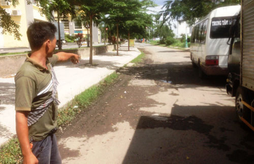 Giay phut dien vien Lan Phuong bi cuop keo le tren duong-Hinh-2