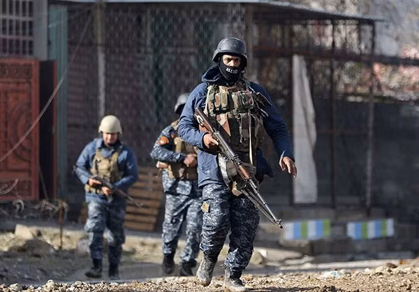 Hình ảnh lính đặc nhiệm Iraq ở chiến trường Mosul. Ảnh FNA