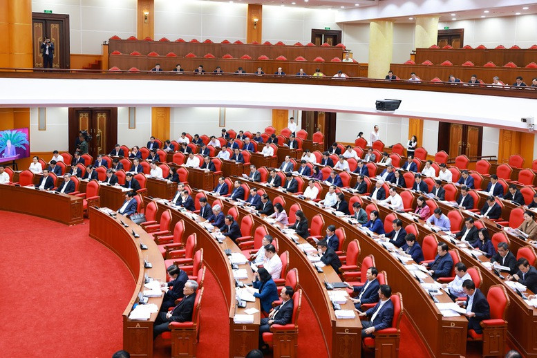 Trung ương cho ý kiến nhân sự hai Bộ trưởng Tài chính và GTVT Trung uong cho y kien nhan su hai Bo truong Tai chinh va GTVT