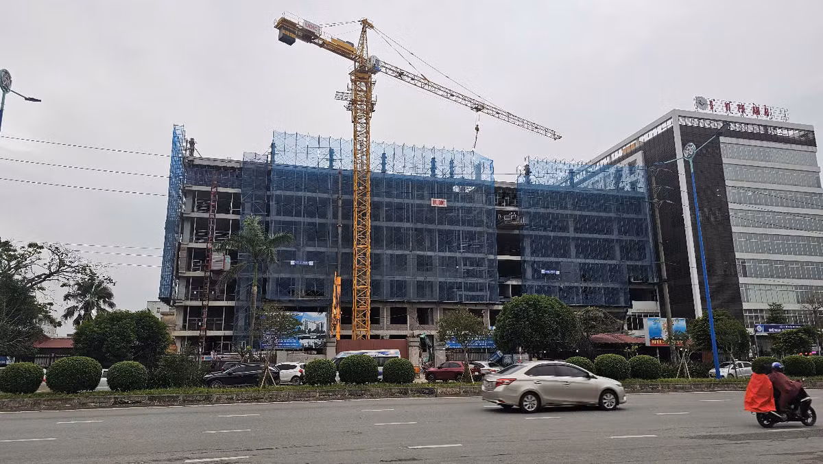 Hai Duong don doc day nhanh tien do giai ngan dau tu cong