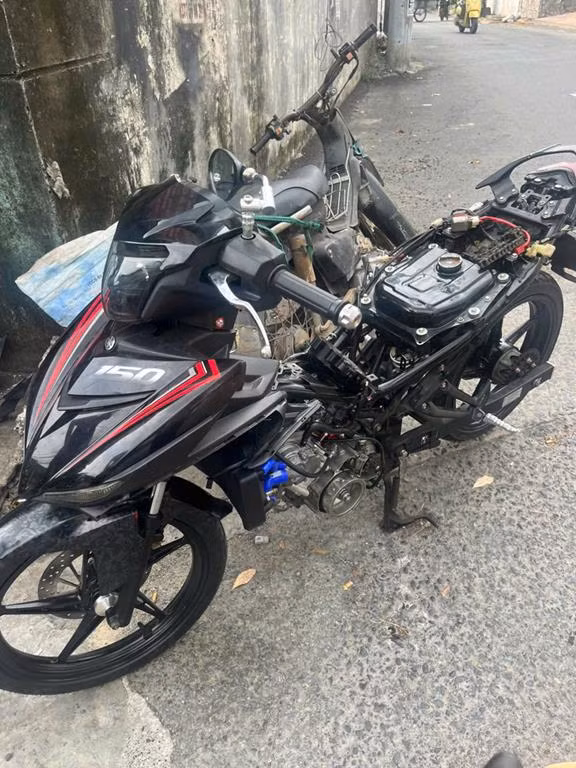 Đây là cơ sở điều tra ban đầu, hướng tới là sẽ điều tra mở rộng xử lý triệt để từng hành vi và mở rộng ra các thành viên trong hội nhóm để truy quét trên tinh thần là sẽ xử lý căn cơ từ gốc các nguồn phát sinh các loại tội phạm, trong đó có các phương tiện mà nhóm đối tượng sử dụng để đua xe trái phép, trộm, cướp, cướp giật tài sản trên các tuyến quốc lộ. Đây chính là nguy cơ tiềm ẩn dẫn đến tai nạn giao thông, tiềm ẩn các loại tội phạm cướp giật trên các tuyến giao thông. 